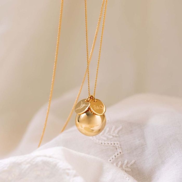 bola or jaune, colibri