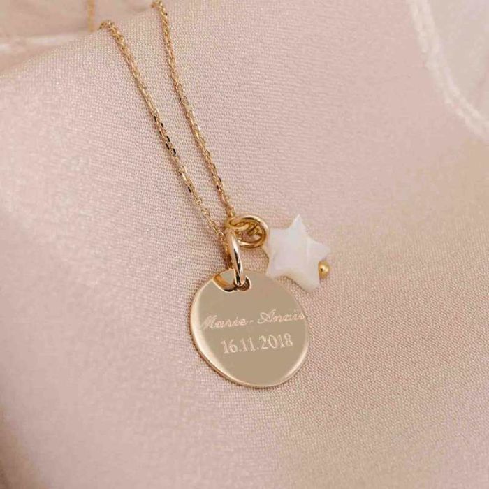 collier médaille de baptème à personnaliser