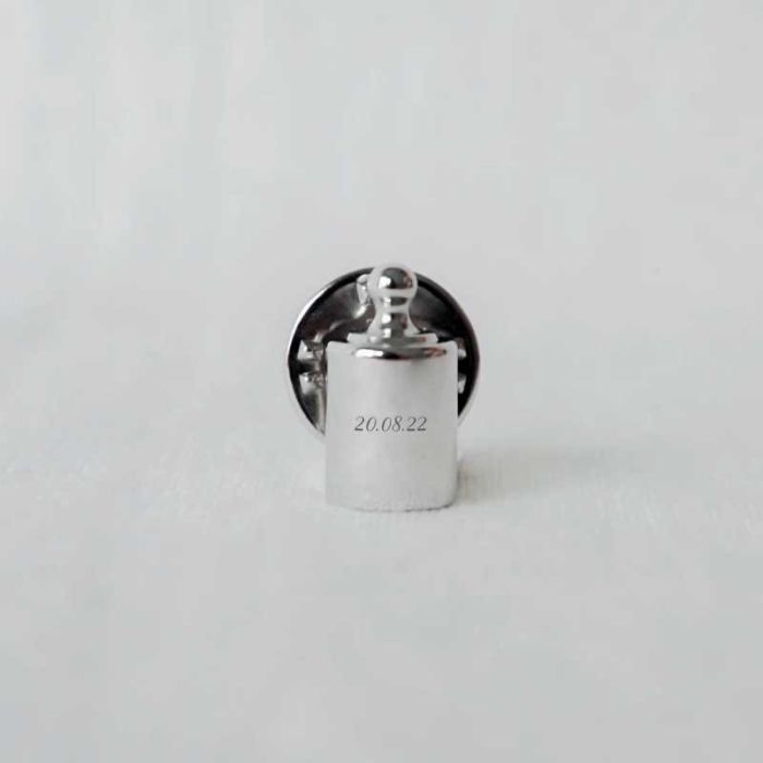 pin's à personnaliser argent, cadeau original