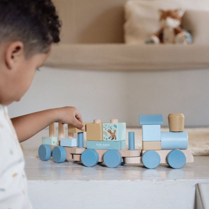 Train En Bois Bleu Personnalisable – Jouet Fait Main Avec Formes à Emboîter – Cadeau De Naissance Ou Baptême Pour Garçon – Dès 1 An