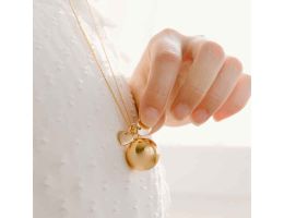 bola de grossesse avec coeurs à personnaliser avec les initiales des parents