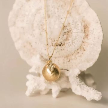 bola de grossesse avec main de fatma