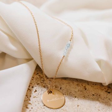 Collier pierre de naissance Mars, aigue-marine, prénom et date gravés, cadeau naissance maman, Aismée
