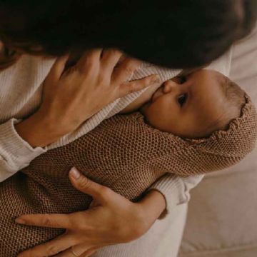 couverture emmaillotage bébé