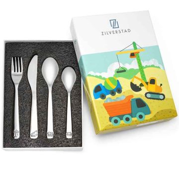 couverts pour petit garçon sur le thèeme du chantier