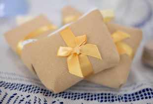 un cadeau pour le baptême de bébé