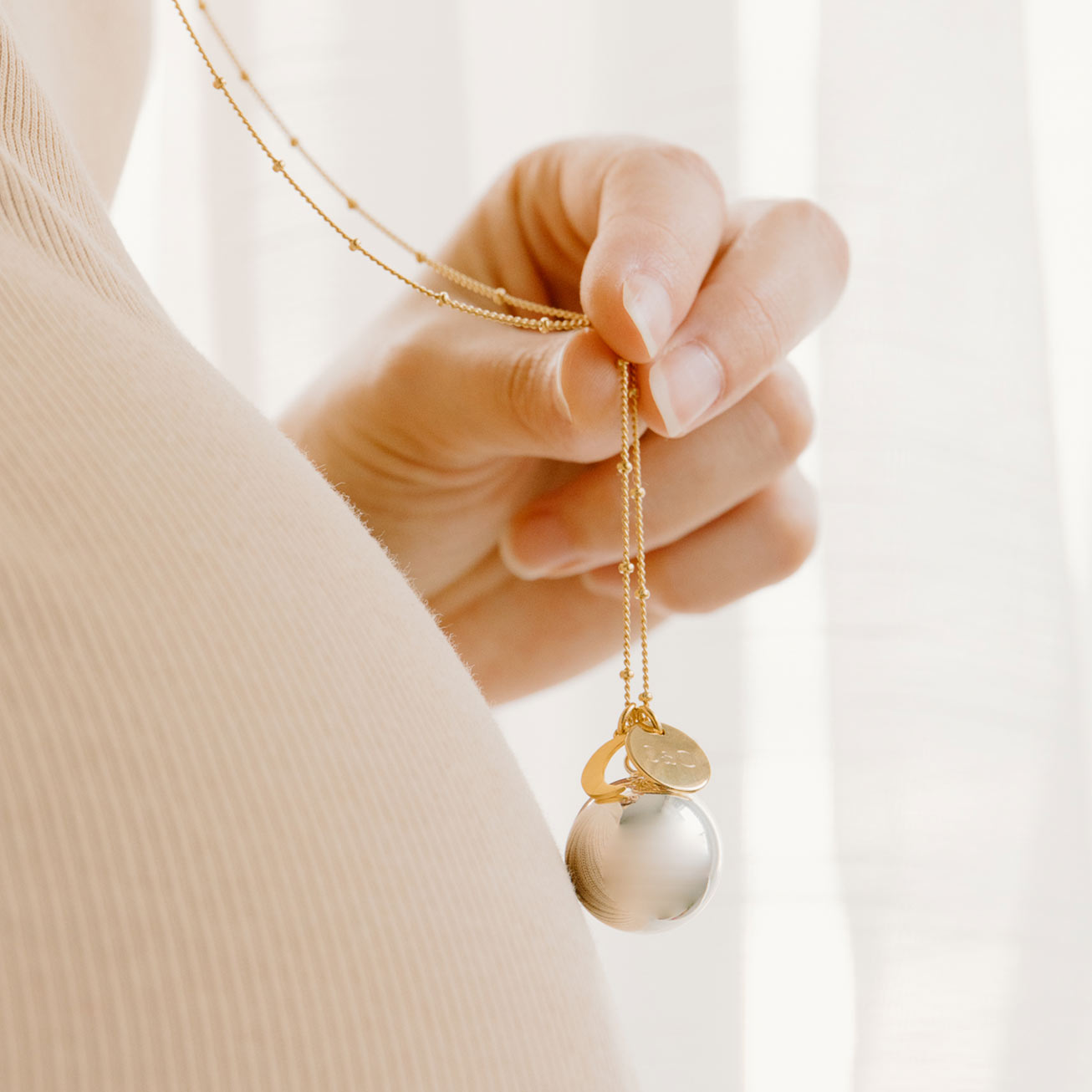 Bijou femme enceinte : quel modèle choisir ?